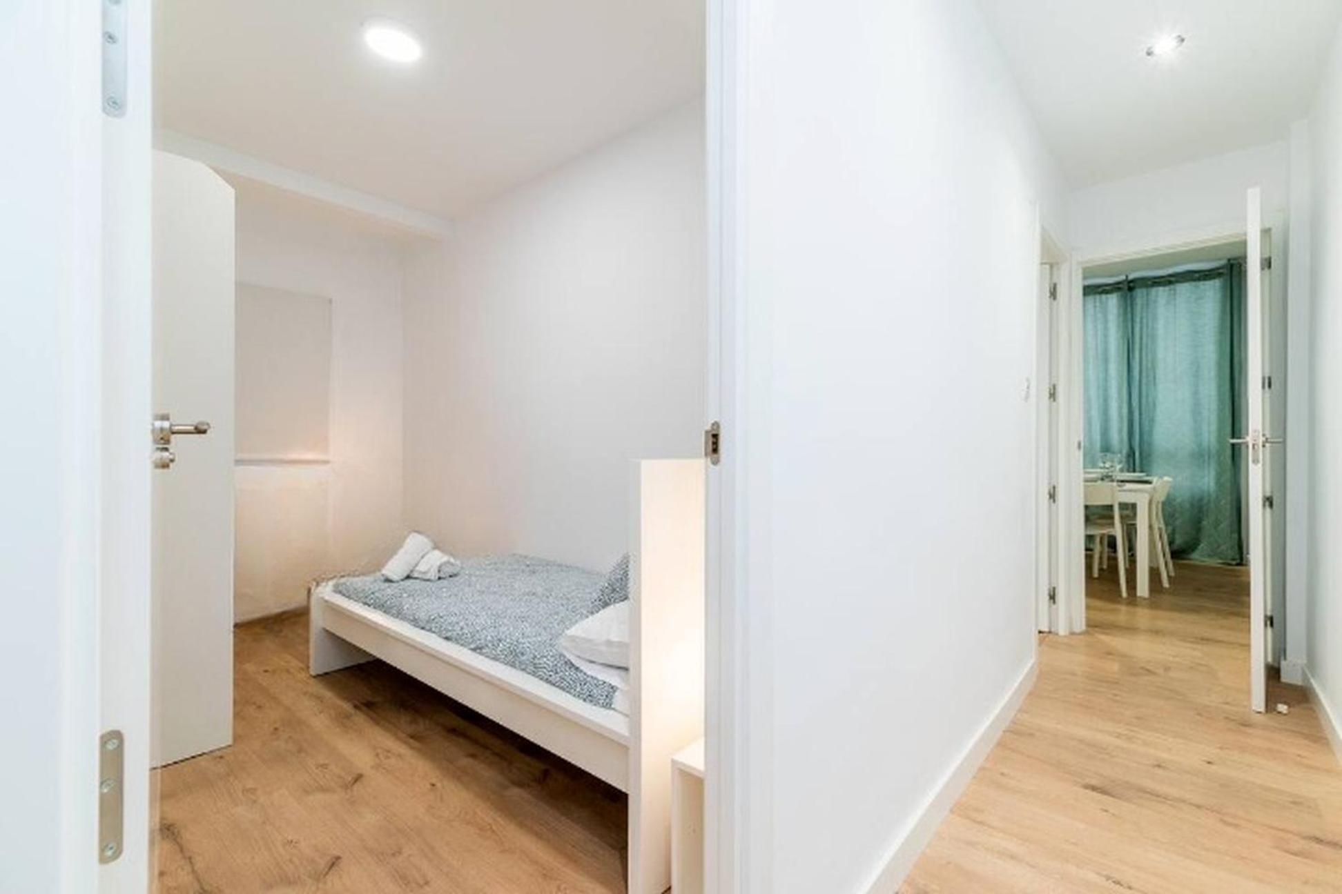 Modern Plaza De Toros Apartment With Free Parking Гранада Екстериор снимка